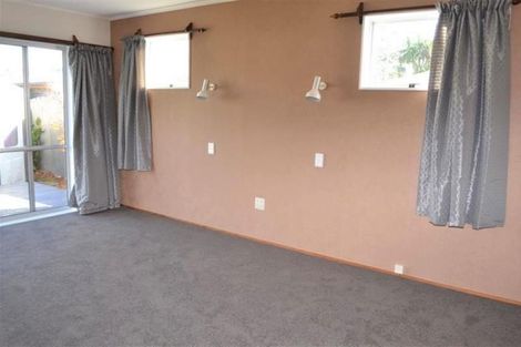 Photo of property in 24 Apollo Parade, Milson, Palmerston North, 4414