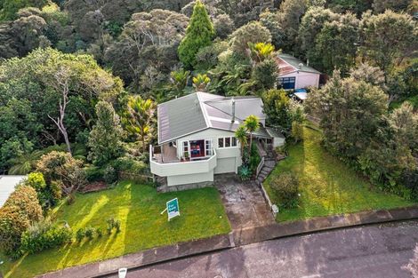 Photo of property in 24 Punga Place, Whitianga, 3510