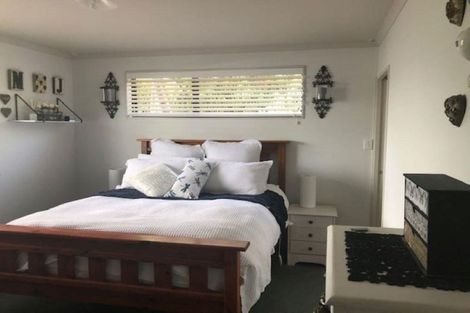 Photo of property in 4a Ronald Avenue, Glenbrook, Waiuku, 2681