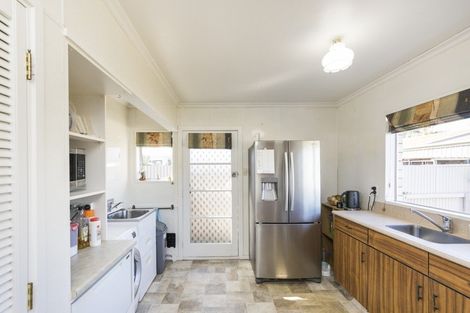 Photo of property in 81a Vogel Street, Roslyn, Palmerston North, 4414