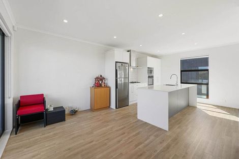 Photo of property in 1 Bonnette Road, Flat Bush, Auckland, 2019