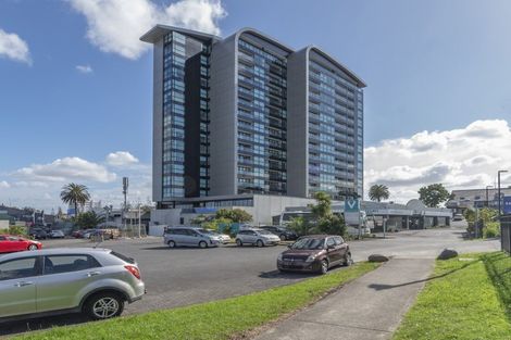 Photo of property in 1306/8 Lakewood Court, Manukau, Auckland, 2104