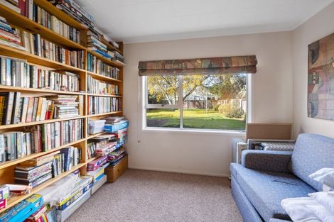 Photo of property in 8 Keitha Place, Kinloch, Taupo, 3377