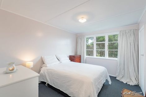 Photo of property in 13 Dorset Grove, Cannons Creek, Porirua, 5024