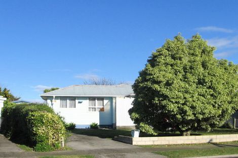 Photo of property in 8 Curling Crescent, Onekawa, Napier, 4110