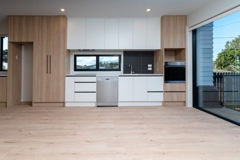 Photo of property in 3/56 Salisbury Road, Birkdale, Auckland, 0626