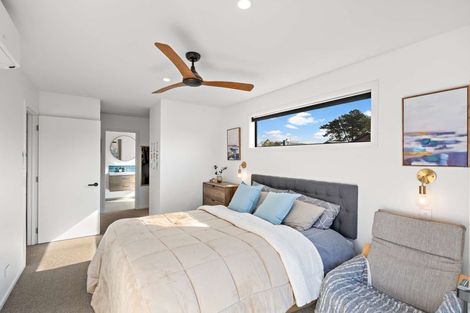 Photo of property in 5 Beach Crescent, Waikuku Beach, 7473