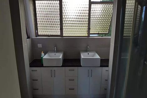 Photo of property in 41 Park Rise, Campbells Bay, Auckland, 0630