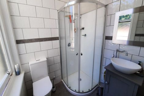 Photo of property in 21 Ross Place, Lawrence, 9532