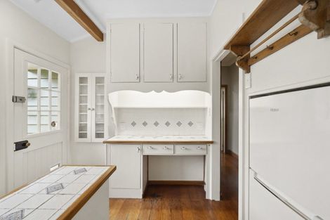 Photo of property in 1 Hathaway Avenue, Karori, Wellington, 6012