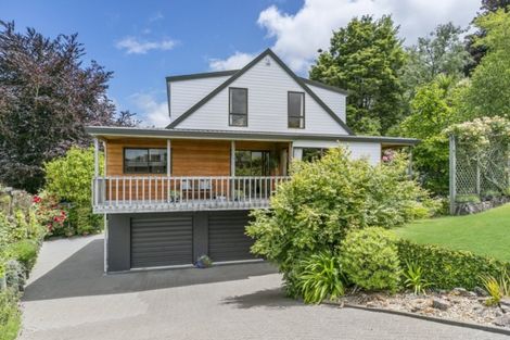 Photo of property in 2 Grand Vue Road, Kawaha Point, Rotorua, 3010
