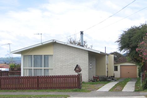 Photo of property in 300 Clayton Road, Pukehangi, Rotorua, 3015