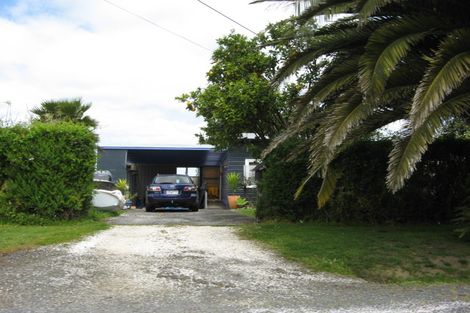 Photo of property in 77 Ferry Parade, Herald Island, Auckland, 0618