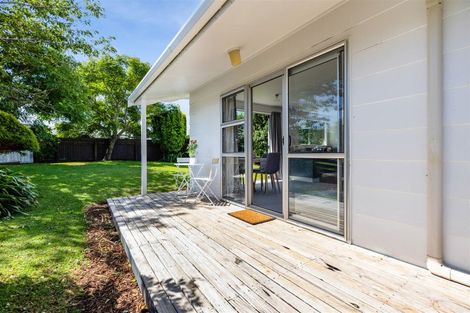 Photo of property in 2/18 Culzean Grove, Bell Block, New Plymouth, 4312