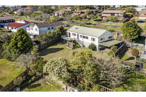 Photo of property in 56 Kennedy Avenue, Forrest Hill, Auckland, 0620