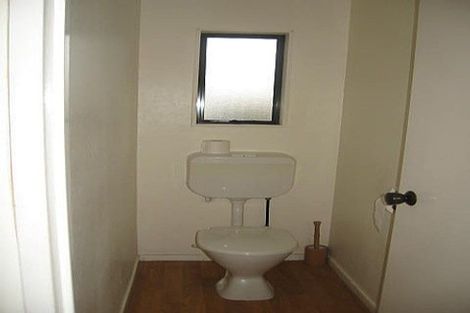 Photo of property in 2/6 Esperanto Road, Papatoetoe, Auckland, 2025