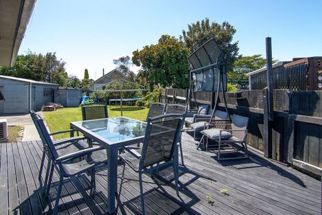 Photo of property in 8 Newton Place, Westbrook, Palmerston North, 4412