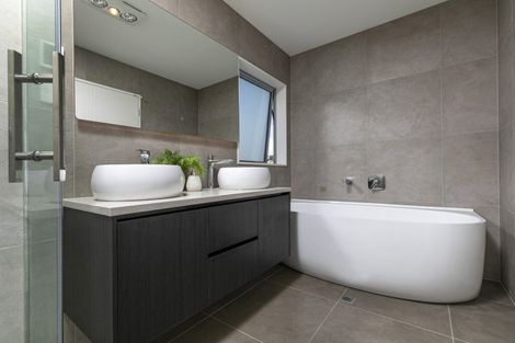 Photo of property in 5 Sunrise Avenue, Murrays Bay, Auckland, 0630