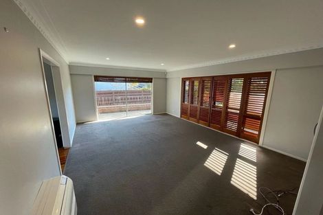 Photo of property in 8 Pegler Drive, Howick, Auckland, 2014