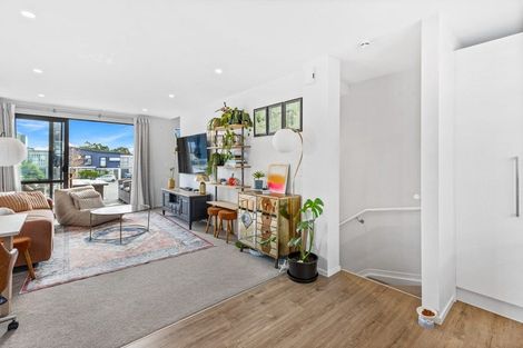 Photo of property in 9 Glenae Lane, Hobsonville, Auckland, 0618