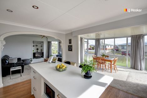 Photo of property in 43 Eden Street, Mosgiel, 9024