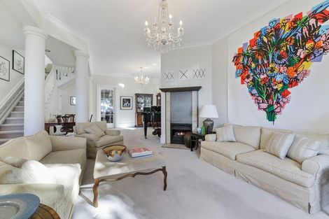 Photo of property in 198 Oriental Parade, Oriental Bay, Wellington, 6011