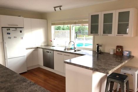 Photo of property in 21 St Ives Terrace, Mairangi Bay, Auckland, 0630
