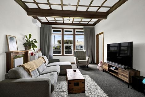 Photo of property in 3 Morrissey Street, Hawera, 4610