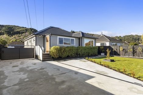 Photo of property in 62 Bull Avenue, Wainuiomata, Lower Hutt, 5014