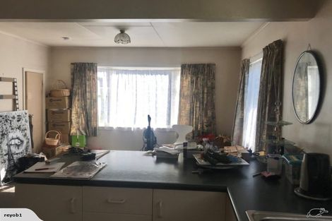 Photo of property in 28 Wellington Road, Wainuiomata, Lower Hutt, 5014