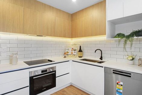 Photo of property in 313c Bucklands Beach Road, Bucklands Beach, Auckland, 2012