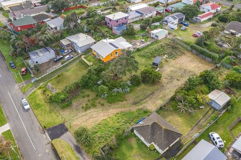 Photo of property in 60 Karaka Street, Castlecliff, Wanganui, 4501