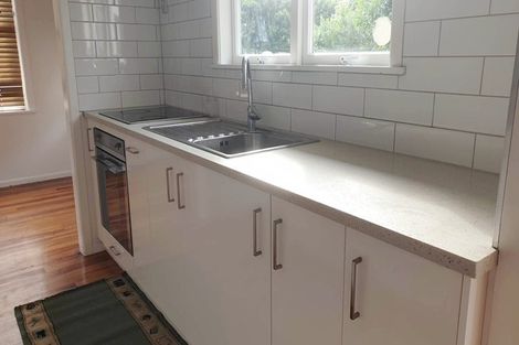 Photo of property in 73 Cascades Road, Pakuranga Heights, Auckland, 2010