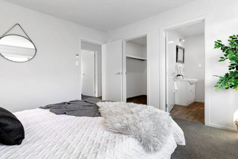 Photo of property in 2 Campden Court, Lower Shotover, Queenstown, 9304