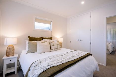 Photo of property in 9 Minchin Crescent, St Andrews, Hamilton, 3200