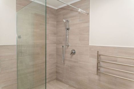 Photo of property in 18 Victoria Avenue, Dannevirke, 4930