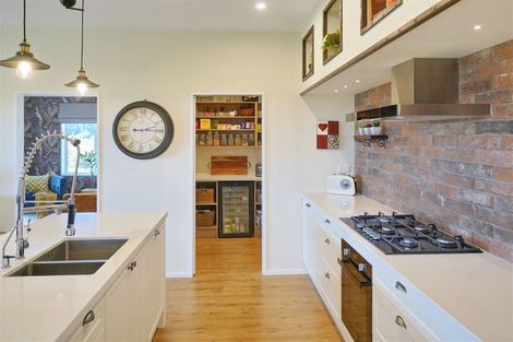 Photo of property in 1/1 Loe Place, Amberley, 7410