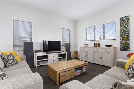 Photo of property in 23 Barcliff Terrace, Gulf Harbour, Whangaparaoa, 0930