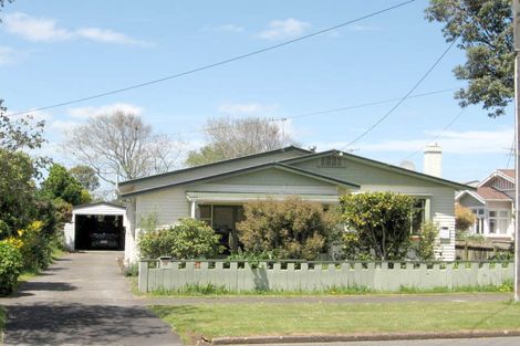 Photo of property in 19 Godwin Crescent, College Estate, Whanganui, 4500