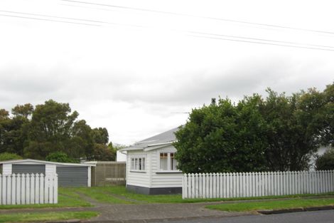 Photo of property in 105 Helvetia Road, Pukekohe, 2120