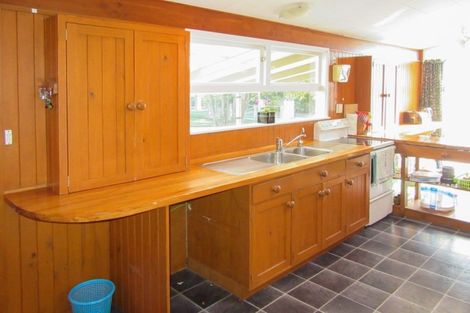 Photo of property in 2 Oak Street, Mangapapa, Gisborne, 4010