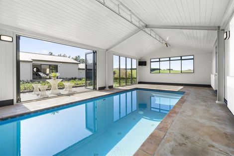 Photo of property in 53 Urquhart Road, Karaka, Papakura, 2580