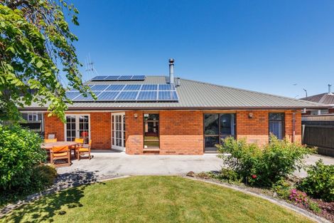 Photo of property in 96 John F Kennedy Drive, Milson, Palmerston North, 4414