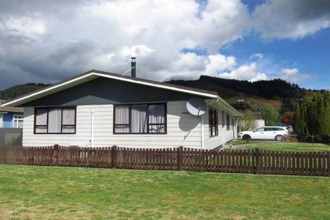 Photo of property in 55 Church Street, Reefton, 7830
