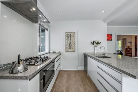 Photo of property in 19 Barton Road, Heretaunga, Upper Hutt, 5018