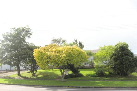 Photo of property in 48 Gossamer Drive, Pakuranga Heights, Auckland, 2010