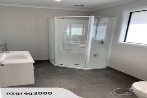 Photo of property in 2a Awaruku Road, Torbay, Auckland, 0630