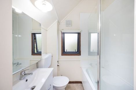 Photo of property in 49 Manuka Street, Hokowhitu, Palmerston North, 4410