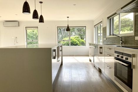 Photo of property in 395 Main Road, Huapai, Kumeu, 0810