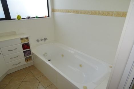 Photo of property in 2 Valder Place, Waiomu, Thames, 3575